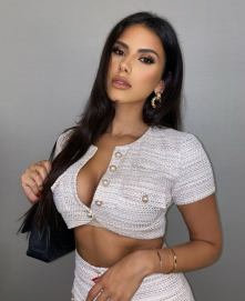 Adeline Flores
