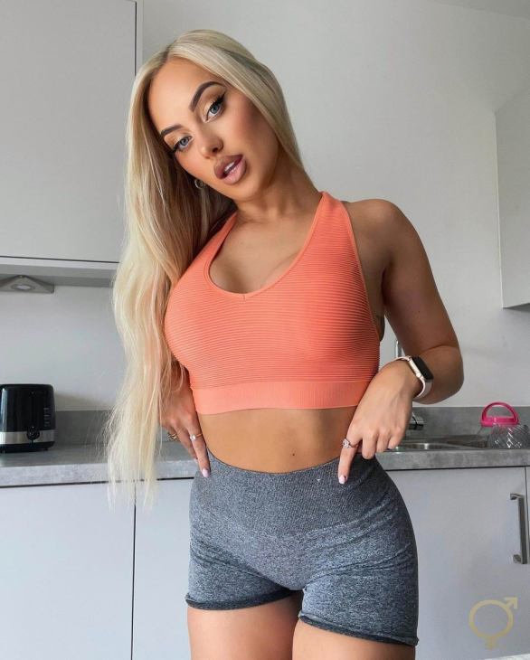 Sophie Dee
