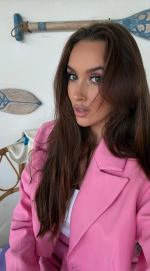 Luxury Girl