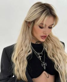 Aline Golden